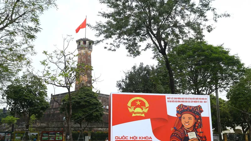 Hà Nội rực rỡ cờ hoa, sẵn sàng cho “Ngày hội non sông”