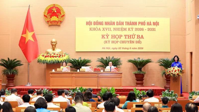 Hôm nay, Hà Nội thông qua chính sách hỗ trợ người dân chuyển đổi sang phương tiện xanh