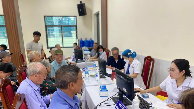 Hà Nội triển khai khám sức khỏe định kỳ miễn phí cho hơn 9,2 triệu người dân