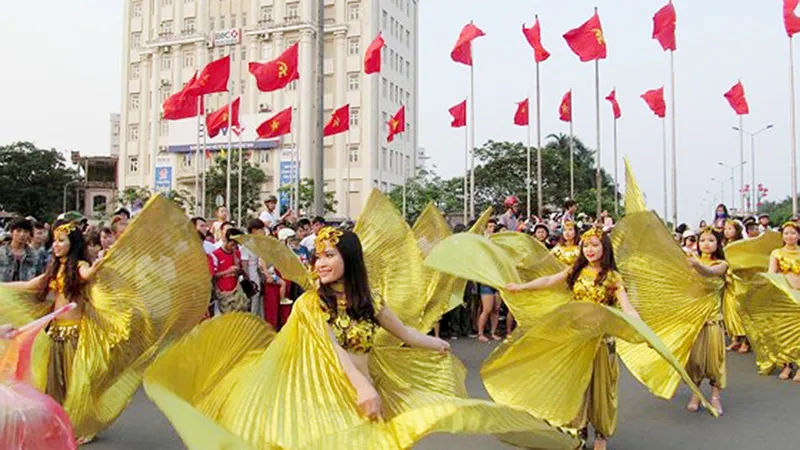 Thỏa sức xem nghệ thuật miễn phí tại Festival Huế 2018