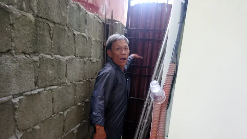 Phát hiện bé gái còn dây rốn bên góc chùa Thành Nội