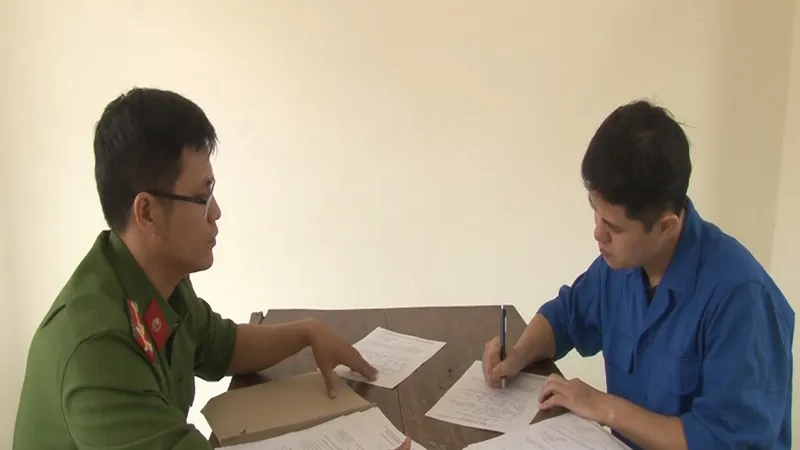 Bị can Lê Quang Huy Phương tại cơ quan Công an ​