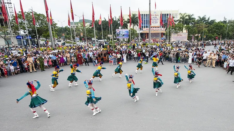 Lễ hội đường phố tại Festival Huế