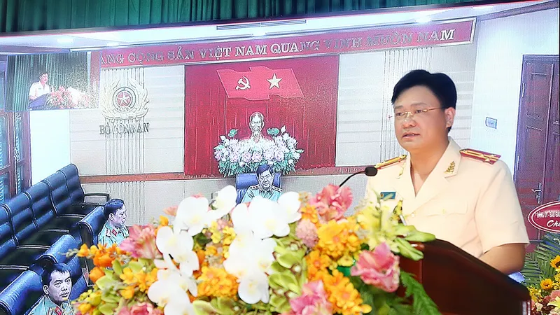 Thượng tá Nguyễn Thanh Tuấn, Tân Giám đốc Công an tỉnh Thừa Thiên - Huế phát biểu tại lễ nhận Quyết định ​