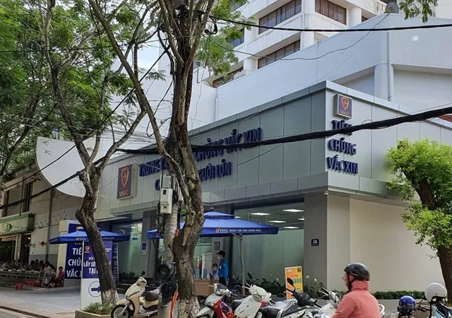 Trung tâm Tiêm chủng Trẻ em và Người lớn ở TP Huế là nơi 2 trẻ phải nhập viện sau khi tiêm vaccine ​