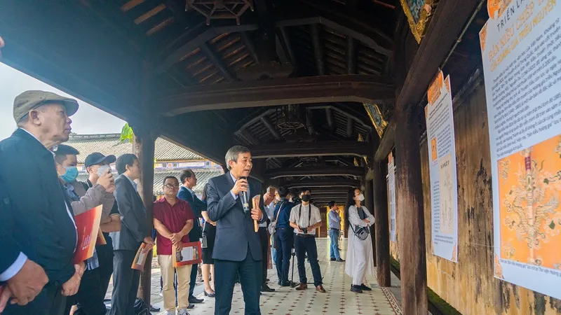 Thuyết trình "Bản Kiều chép tay của Hoàng gia triều Nguyễn" tại Đại nội Huế ​