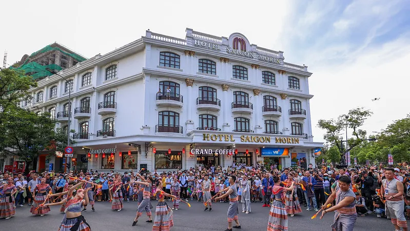 Khán giả cháy hết mình với lễ hội đường phố tại tuần lễ Festival Huế 2022 ​