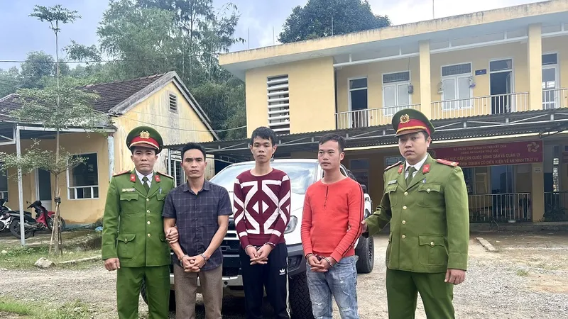Công an bắt giữ 3 đối tượng lừa đảo chiếm đoạt 41 tấn thóc