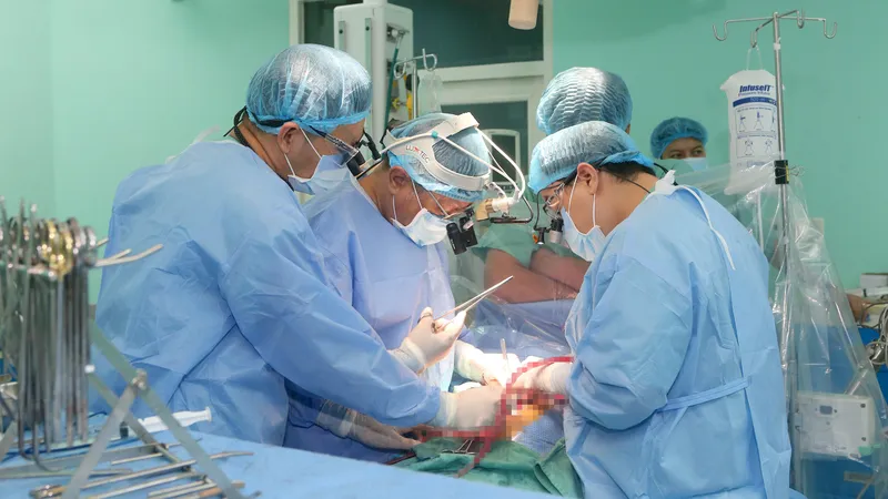 Ghép tim cho bệnh nhân P.T.T.