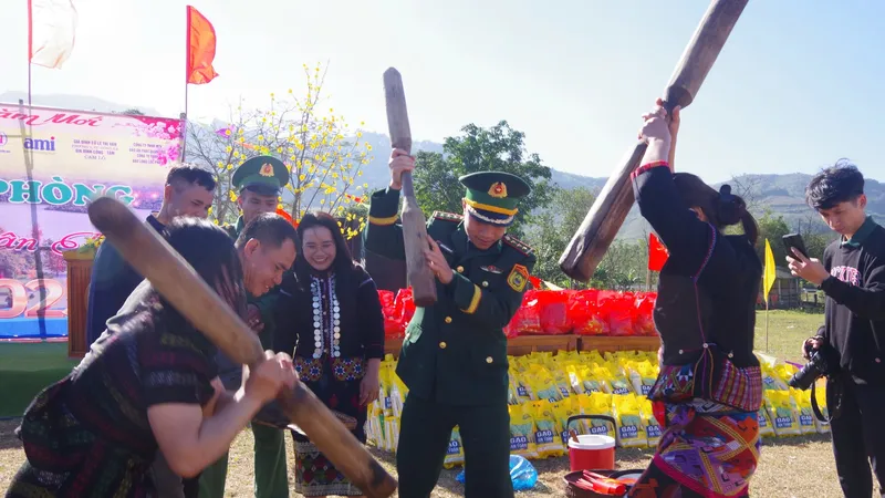 Nhiều hoạt động ý nghĩa tại Chương trình “Xuân Biên phòng ấm lòng dân bản” Tết Nguyên đán Ất Tỵ năm 2025
