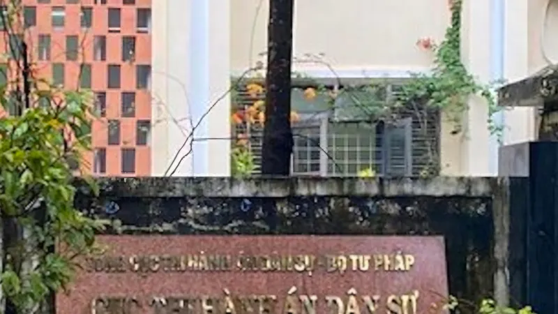 Nơi Khanh công tác
