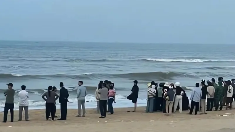 Tìm thấy thi thể hai học sinh bị đuối nước ở Huế và Vĩnh Long