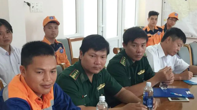 Nạn nhân ngồi ngoài cùng bên trái