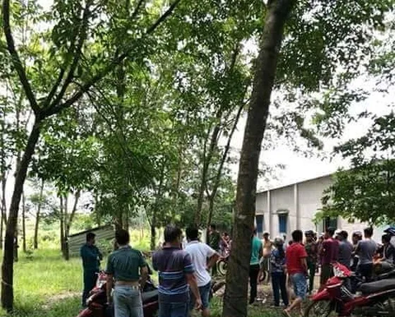  Phát hiện 1 thi thể trong bao tải nghi bị sát hại ​