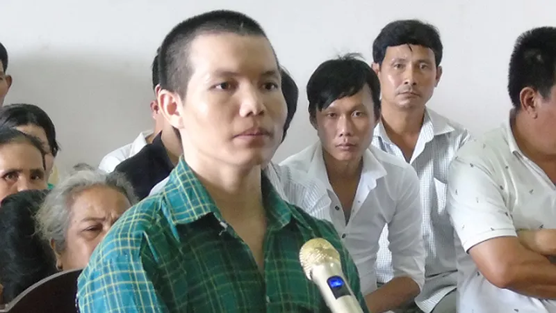 Ghen tuông, nam thanh niên giết người yêu rồi giấu xác dưới mương 