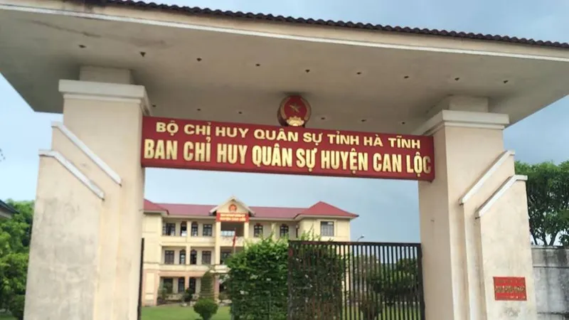 Trụ sở Ban Chỉ huy Quân sự huyện Can Lộc, nơi ông Tr. công tác
