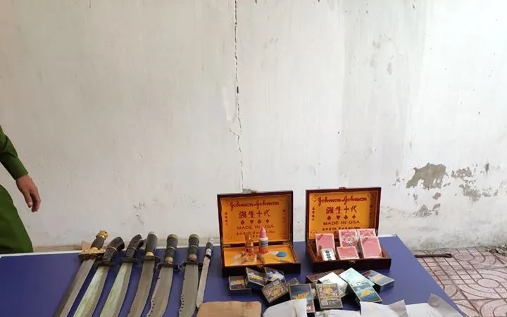 Tang vật thu giữ. Ảnh Công an huyện Nghi Xuân