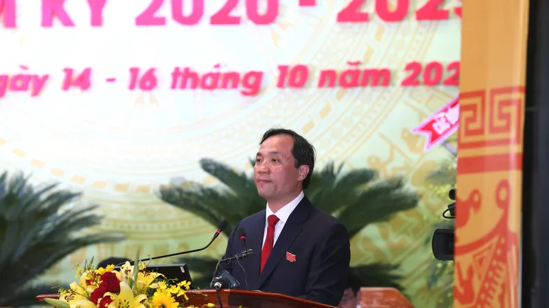 Đồng chí Hoàng Trung Dũng được bầu giữ chức Bí thư Tỉnh ủy Hà Tĩnh khóa XIX nhiệm kỳ 2020 - 2025 