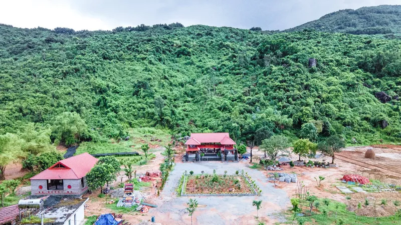 Công trình xây dựng trái phép trên đất nông nghiệp của bà Phan Thị Châu trước khi bị phát hiện, xử lý