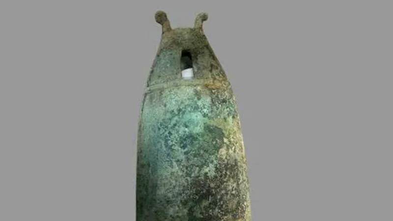 Chuông đồng cổ 