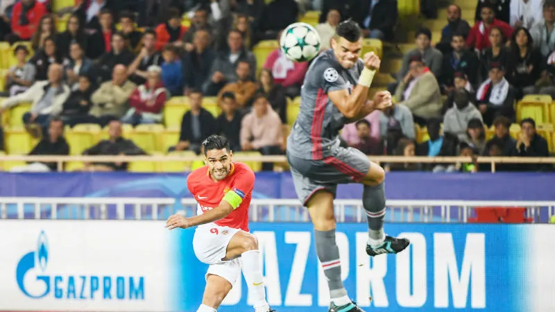 Tiền đạo Radamel Falcao (trái) sẽ trở lại trong cuộc đón tiếp Caen với hy vọng sẽ giúp AS Monaco tìm lại chiến thắng. Ảnh: Getty Images 