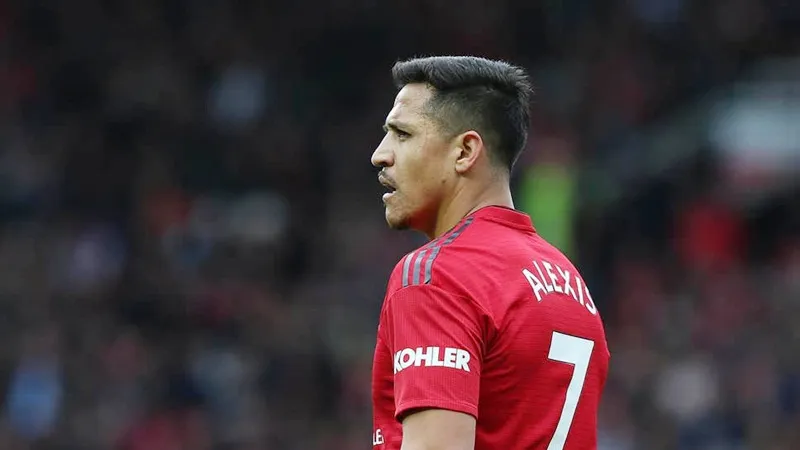 Alexis Sanchez là một số 7 khác gây thất vọng lớn tại Old Trafford. Ảnh: Getty Images 