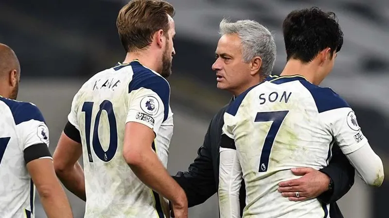 Tình hình tài chính của Tottenham trái ngược với thành tích trên sân. Ảnh: Getty Images 