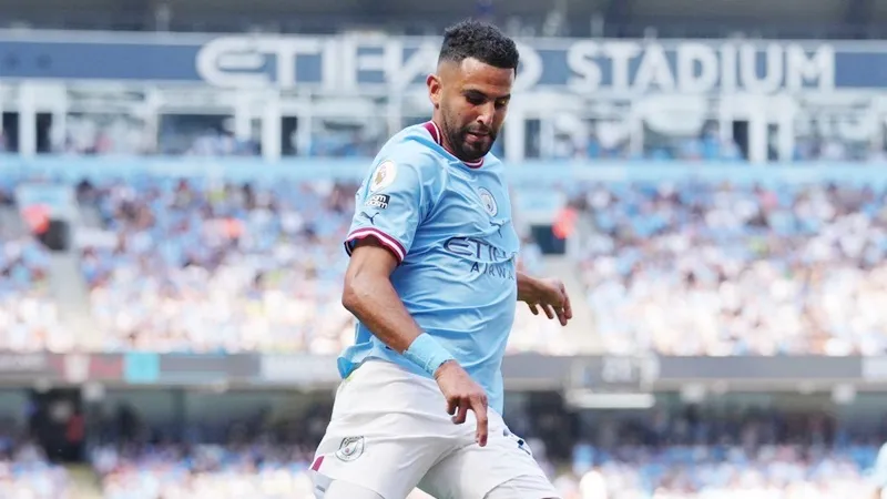 Riyad Mahrez đang đánh mất phong độ một cách đáng ngại. Ảnh: Getty Images