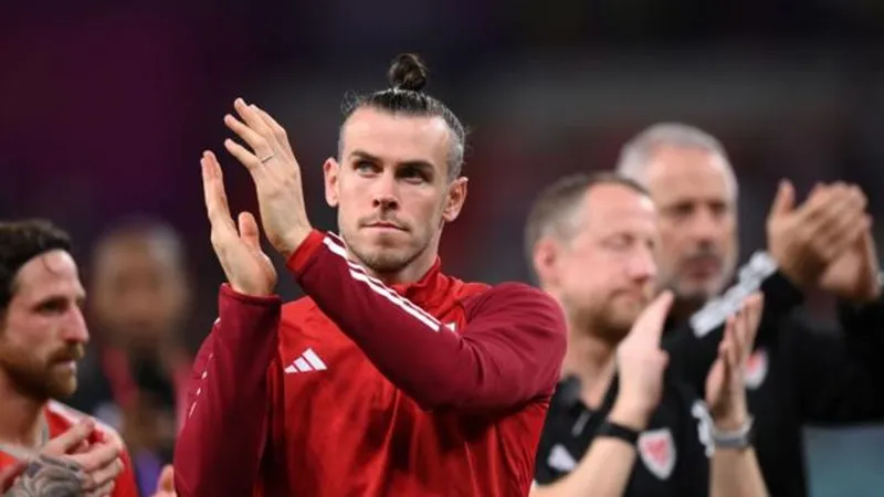 Gareth Bale nói lời từ giã sự nghiệp với tư cách Cầu thủ vĩ đại nhất của bóng đá Xứ Wales.