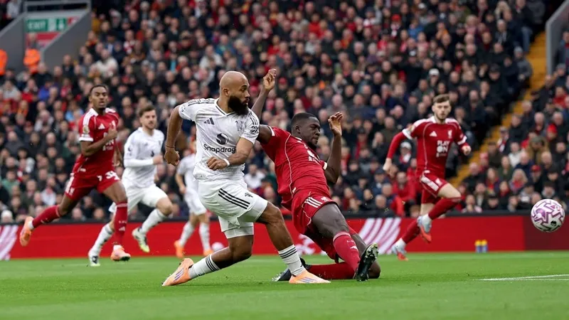 Bryan Mbeumo mở tỷ số cho Man United