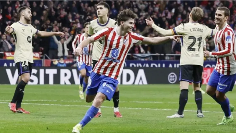 Barcelona thua 0-4 tại Atletico Madrid khiến con đường trở lại chung kết gần như bị chặn đứng.