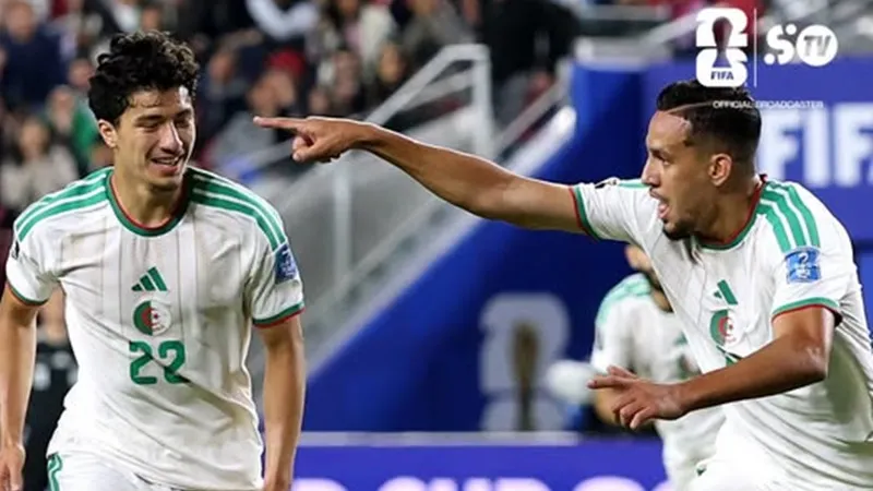 Algeria ngược dòng đánh bại Jordan với tỷ số 2-1 giữ vững hy vọng lọt vào vòng 32 đội.