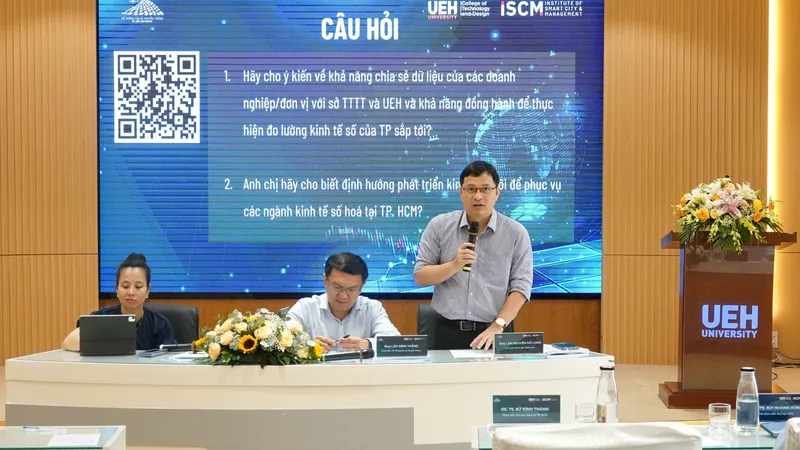 Hội thảo “Nghiên cứu giải pháp Phát triển Kinh tế số TPHCM”.