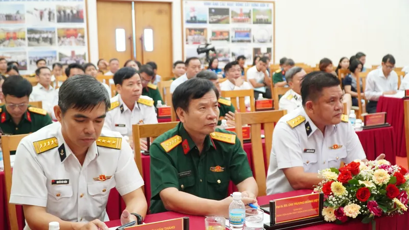 Các đại biểu tham dự hội nghị liên kết GDQPAN năm học 2024 – 2025