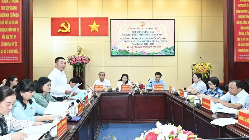 HĐND TPHCM giám sát công tác quản lý nhà nước về lao động, việc làm trên địa bàn quận Gò Vấp. Ảnh: VIỆT DŨNG