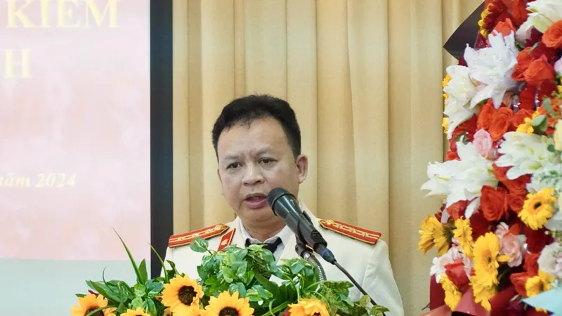 Ông Nguyễn Đức Thọ, Viện trưởng Viện KSND quận Bình Thạnh phát biểu nhận nhiệm vụ