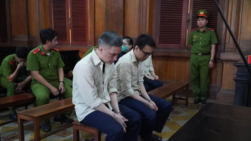 Các bị cáo tại tòa