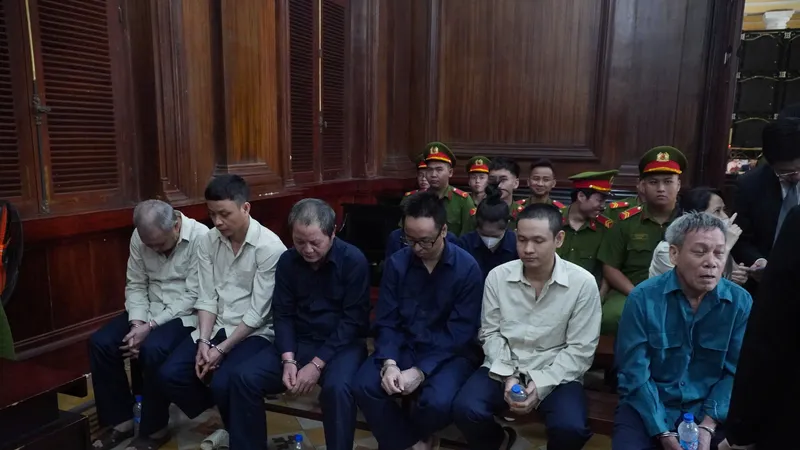 Các bị cáo tại phiên tòa
