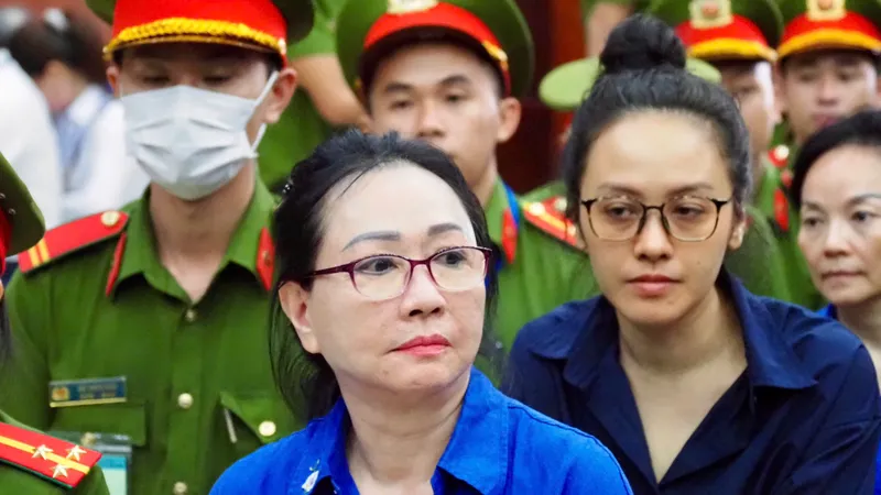 Bị cáo Trương Mỹ Lan tại phiên tòa phúc thẩm. Ảnh: HOÀNG HÙNG