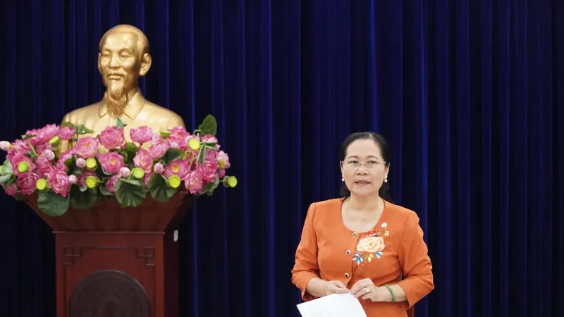 Đồng chí Nguyễn Thị Lệ kết luận tại buổi tiếp công dân