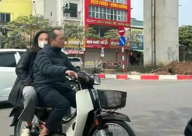 Podcast bản tin tối 5-2: Ô tô bốc cháy dữ dội ở Hà Tĩnh | Xem xét phạt phó trưởng công an phường đi xe máy không đội mũ bảo hiểm