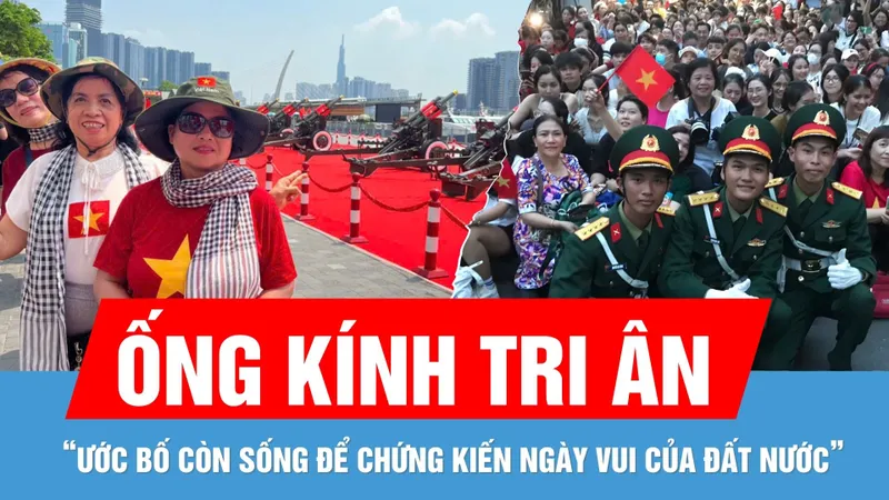 Bà giáo U70 vượt gần 2.000km vào TPHCM ghi lại khoảnh khắc hào hùng