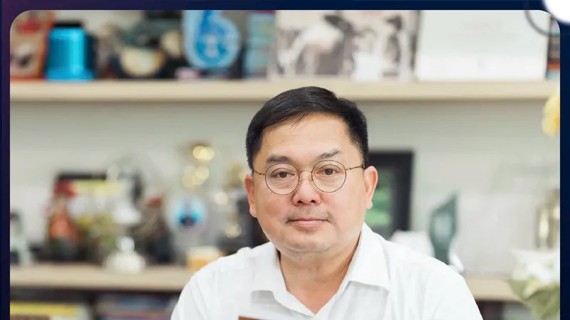 Podcast bản tin tối 31-7: Xăng E10 bắt đầu bán tại TPHCM: Lựa chọn mới, giá ra sao?; Ông Hoàng Nam Tiến qua đời