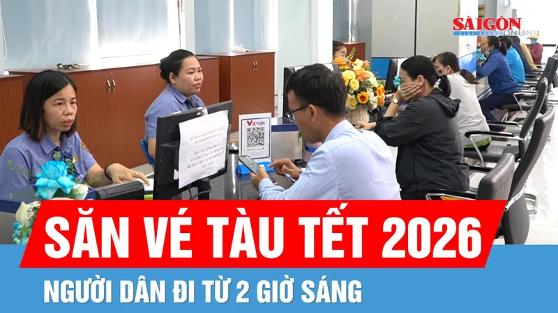Săn vé tàu Tết Nguyên đán Bính Ngọ, nhiều người đi từ 2 giờ sáng