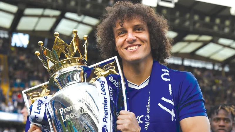 Luiz giảm lương vì Chelsea