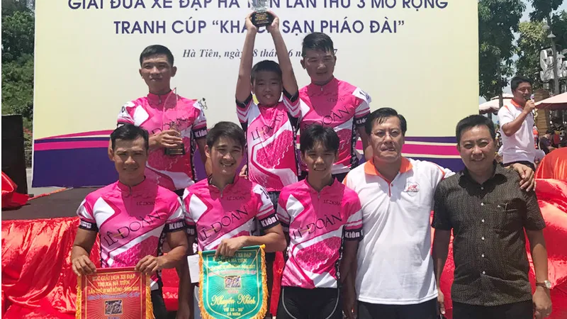 Các tay đua Kiên Giang thâu tóm nhiều danh hiệu.