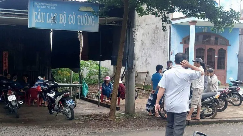 Hiện trường chồng giết vợ rồi uống thuốc trừ sâu tự tử