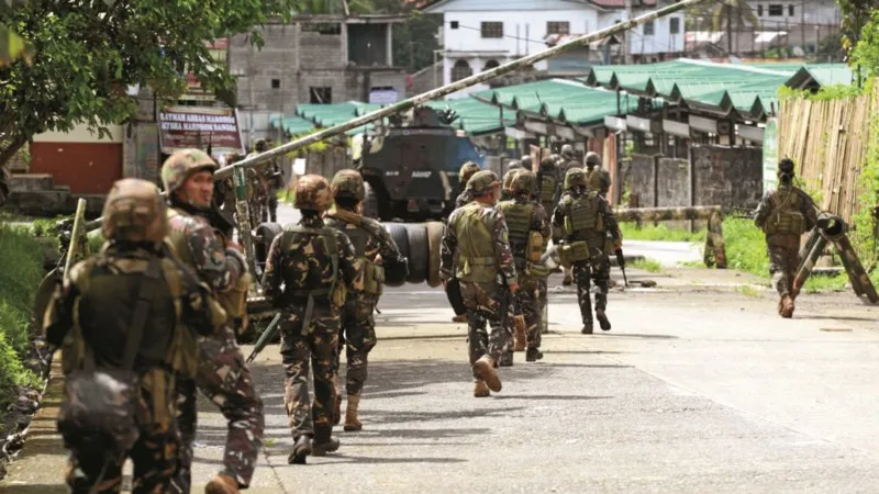 Quân đội Philippines tại Marawi. Ảnh: INQUIRER