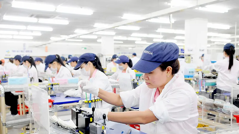 Sản xuất sản phẩm cơ khí chính xác tại Công ty TNHH Saigon Precision (100% vốn của Nhật Bản, thuộc Tập đoàn Misumi), trụ sở tại Khu chế xuất Linh Trung 1, TPHCM Ảnh: CAO THĂNG