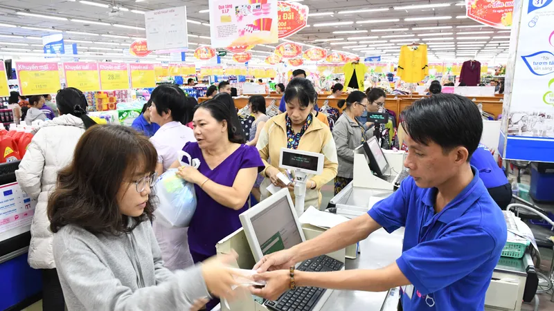 Siêu thị Co.opmart Hồng Ngự khai trương giảm giá mạnh và tặng xe Honda LEAD